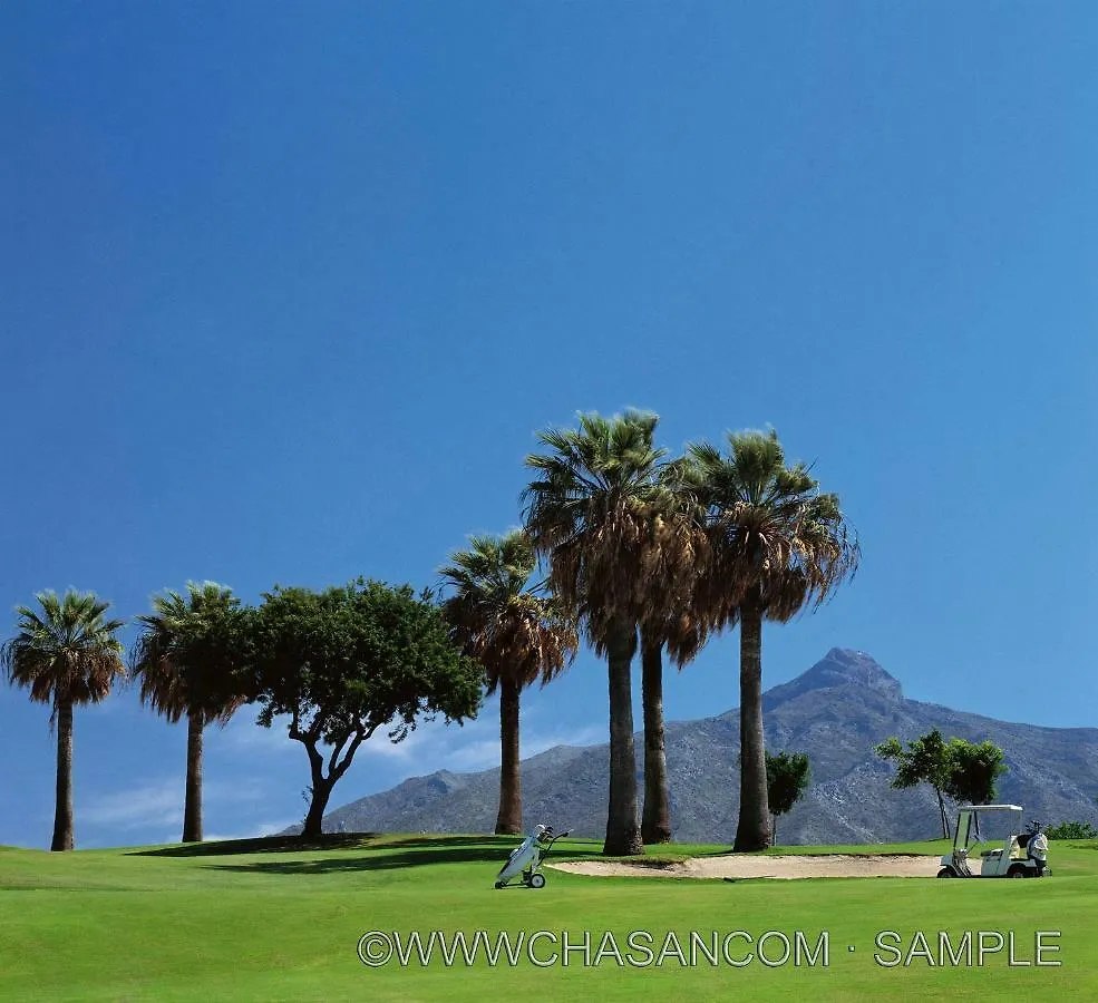 Fantastic Apartment Next To Guadalmina Golf Course In 马尔韦利亚